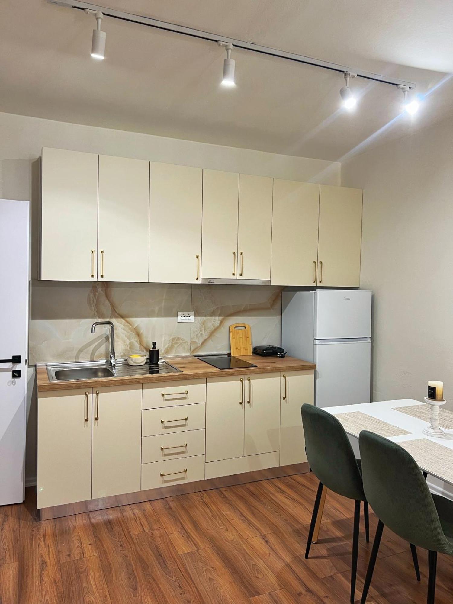 Boho Cane Apartment Tirana Exterior photo